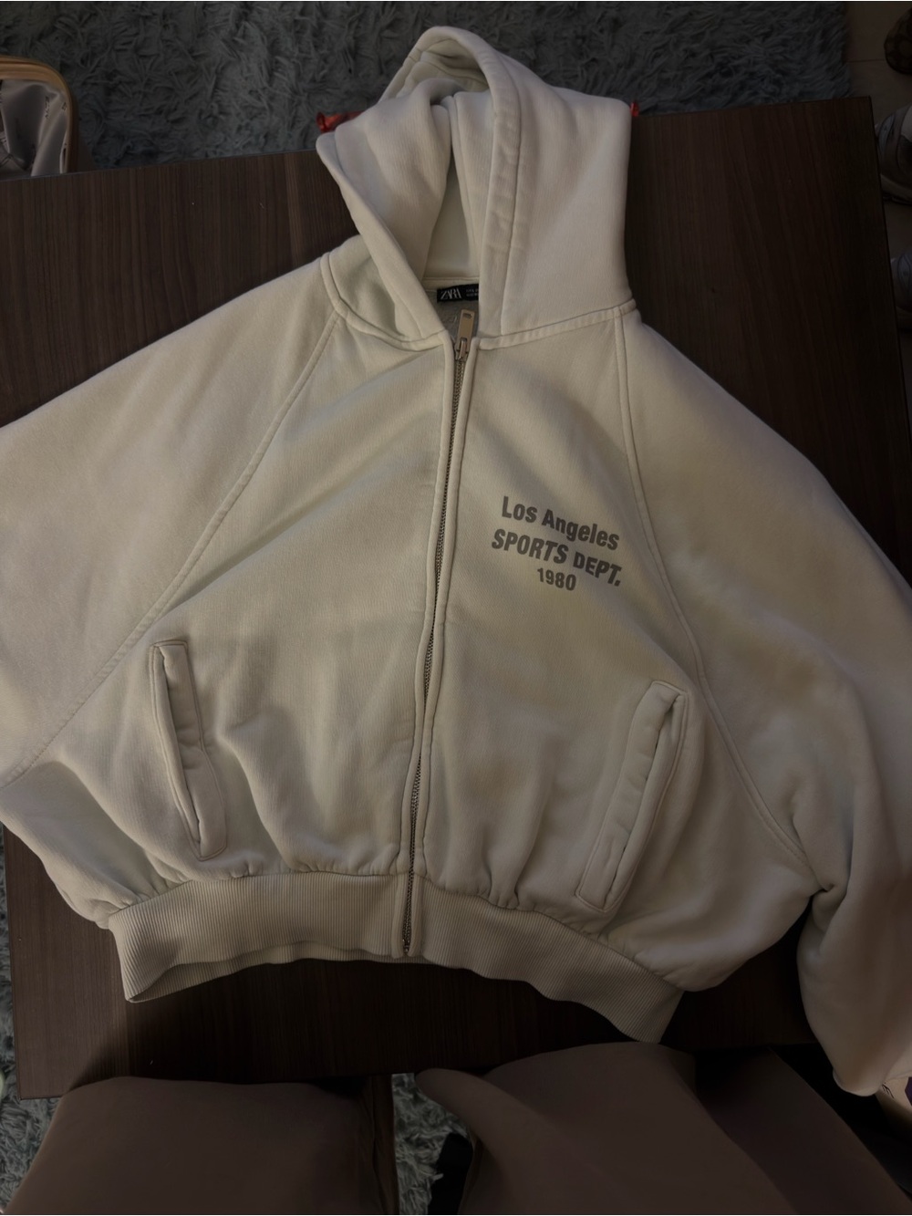 ZARA Cream Zip Hoodie with 'Los Angeles Sports Dept. 1980' Print